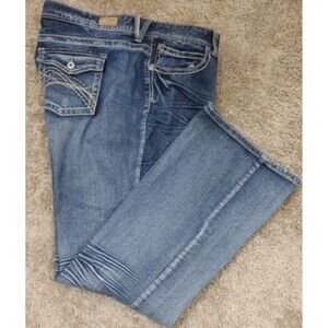 Reign Women Size 22 Pocket Embroidered Bootcut Distressed Denim Blue Jeans